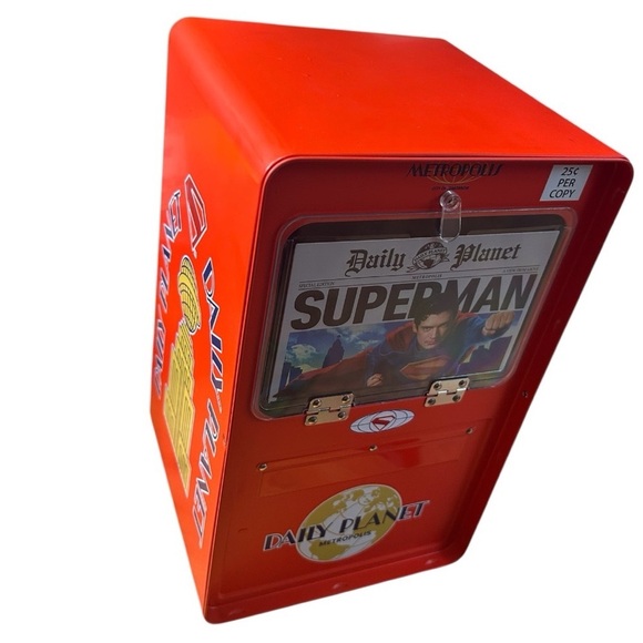 DC - Superman - Newspaper Box Popcorn Bucket w/ Interchangeable Front Paper 🦸‍♂️ - Picture 1 of 7